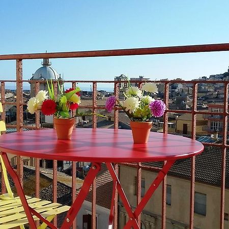הוילה ליקאטה Castel Sant'Angelo Sea View מראה חיצוני תמונה